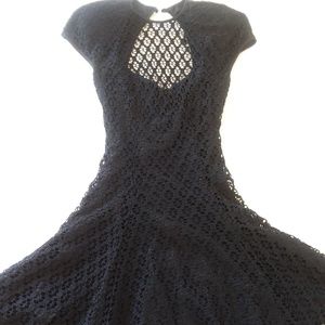 BLACK LACE DRESS